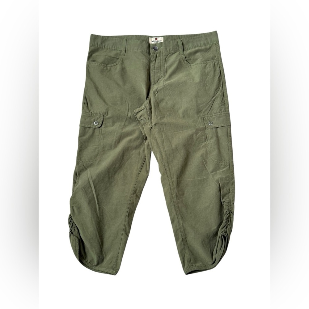 Woolrich Cargo Capri pants green moss size 8 hiking outdoors